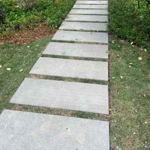 南平 芝麻黑小区踏步、汀步石铺装效果