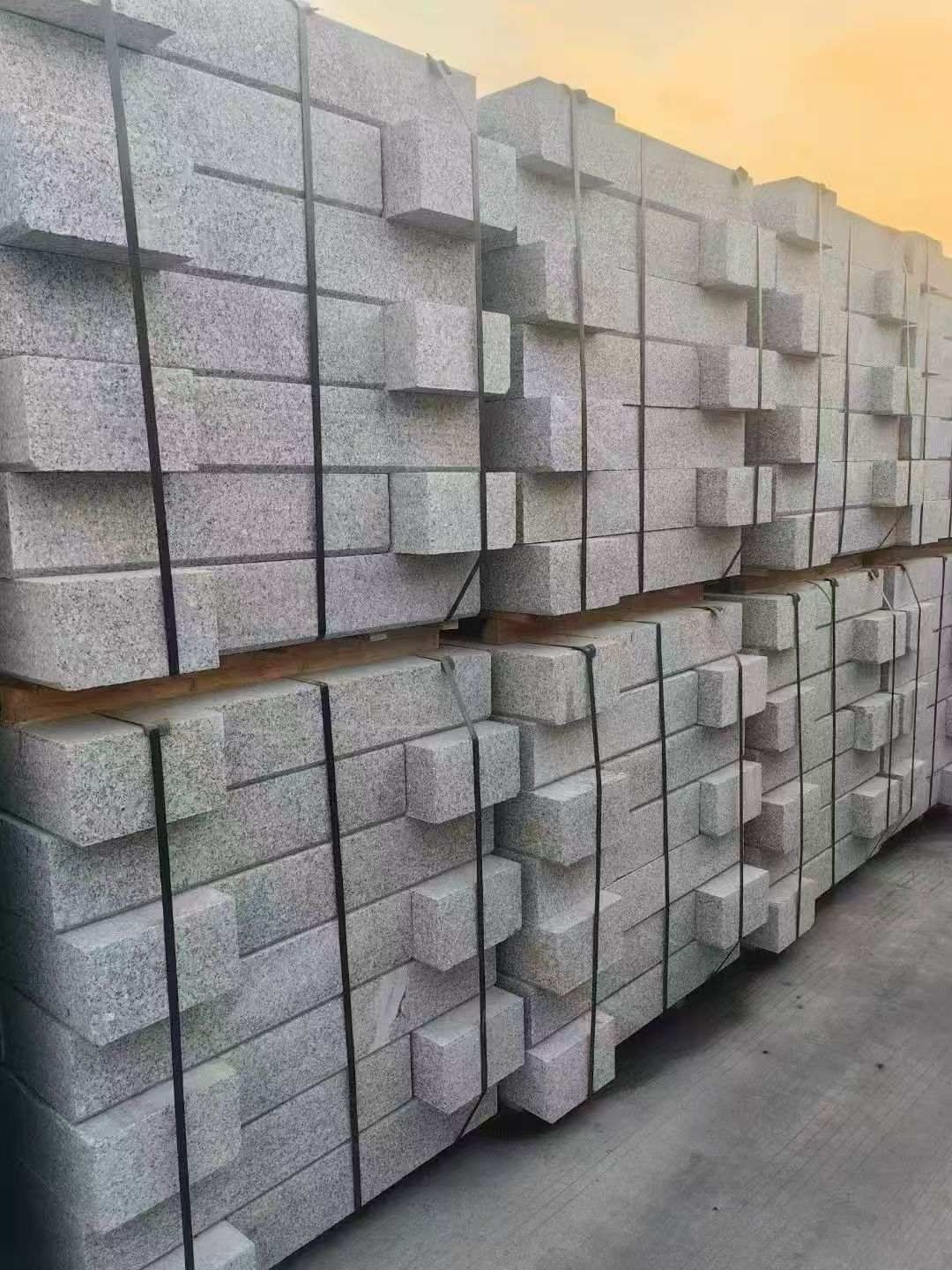 南平 芝麻白路沿石