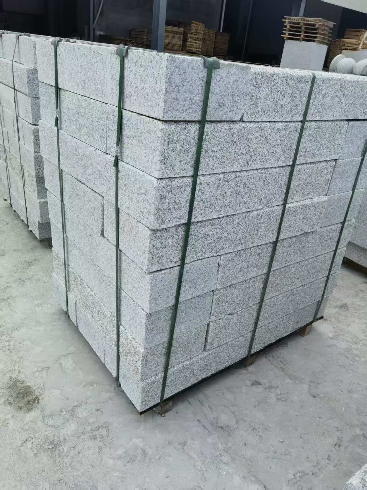 南平 芙蓉白火烧两面路沿石