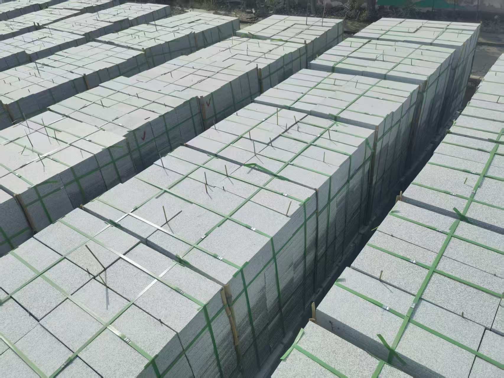 南平 芝麻白1.8公分火烧300*600地铺，清仓大甩卖