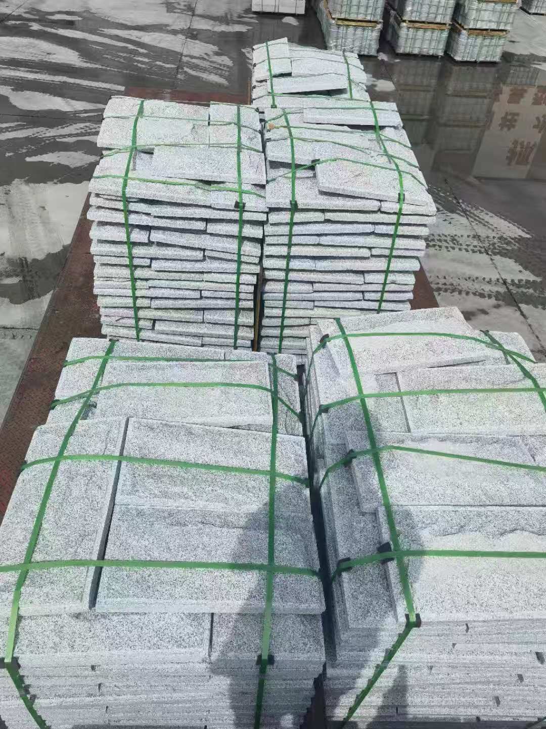 南平 芝麻白蘑菇石装车出货