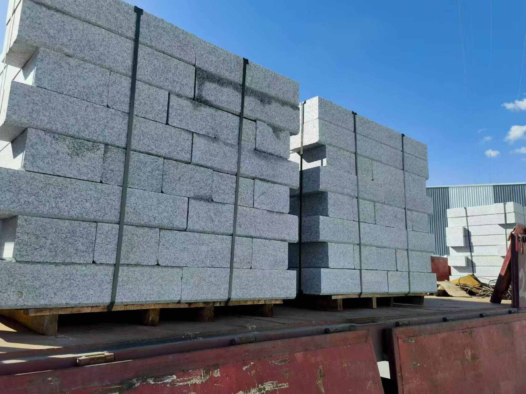 南平 路沿石装车出货