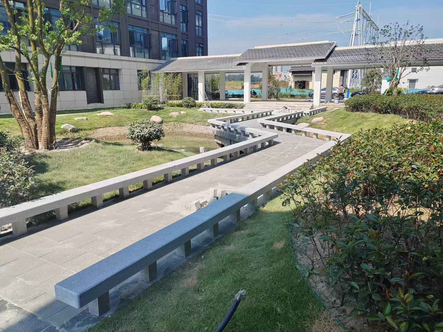 南平 芝麻灰小区坐凳&栏杆安装效果