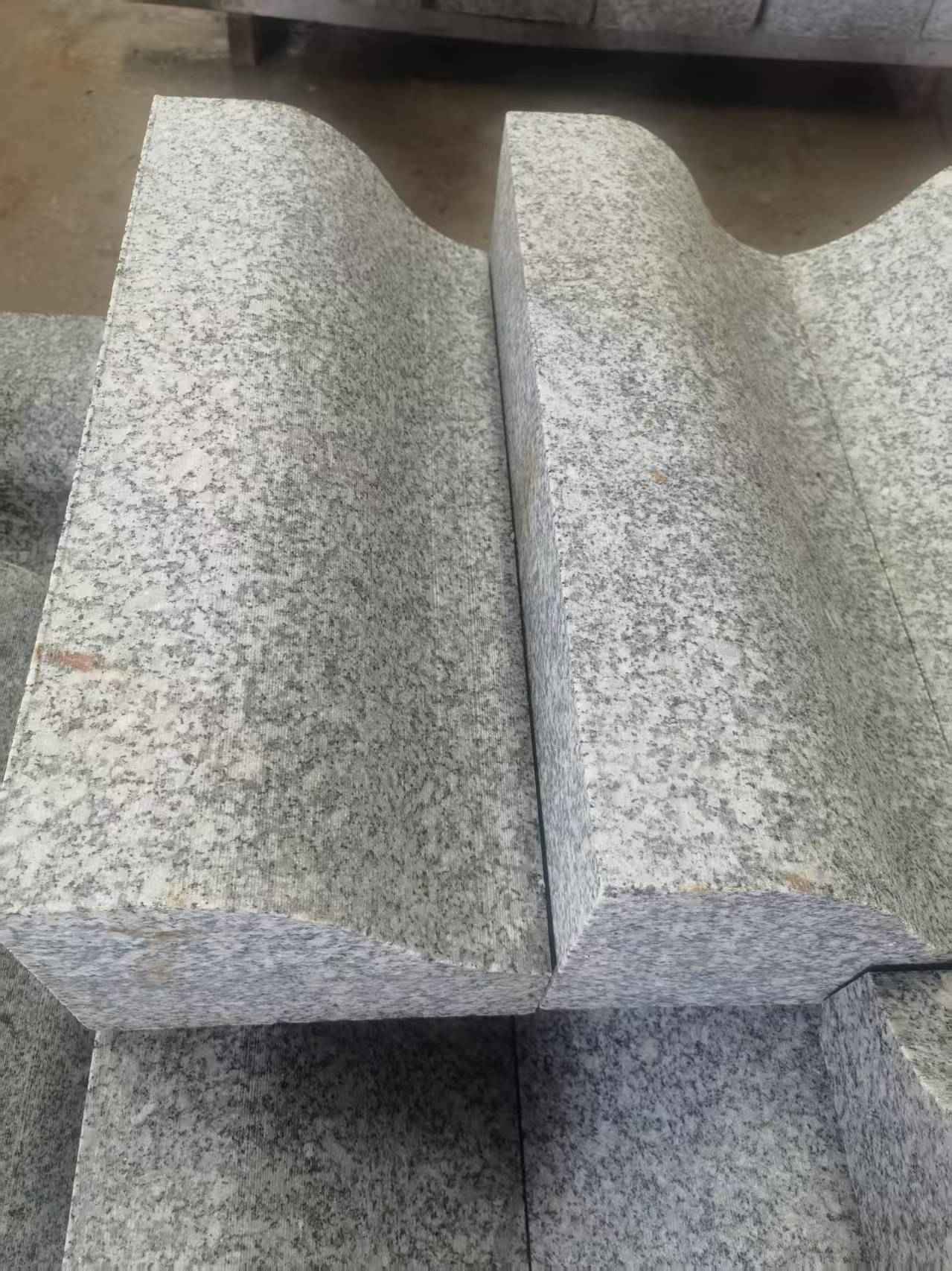 南平芙蓉白S型拉丝面路沿石